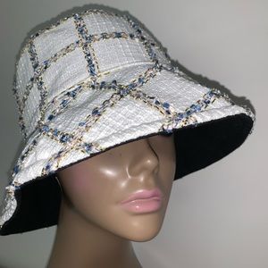 BRAND NEW white tweed bucket hat